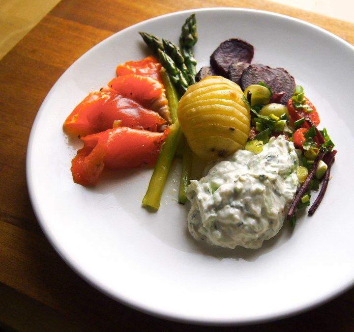 Graavilohta ja uuniperunoita