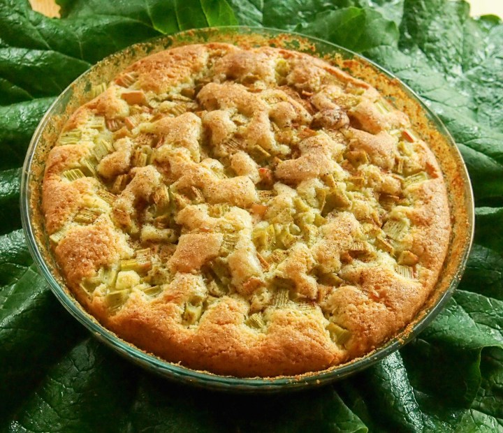 Gluteeniton raparperipiirakka