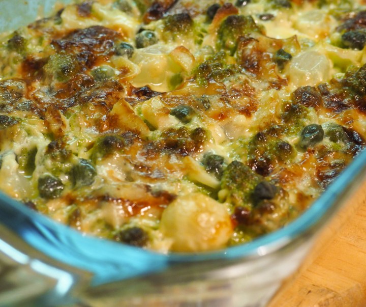 Kermainen paistos Romanesco&nbsp;kukkakaalista