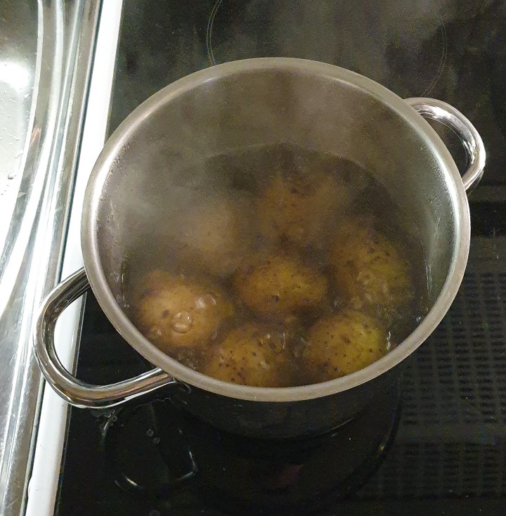 Pieniä tarinoita keittiöstä Osa&nbsp;3.